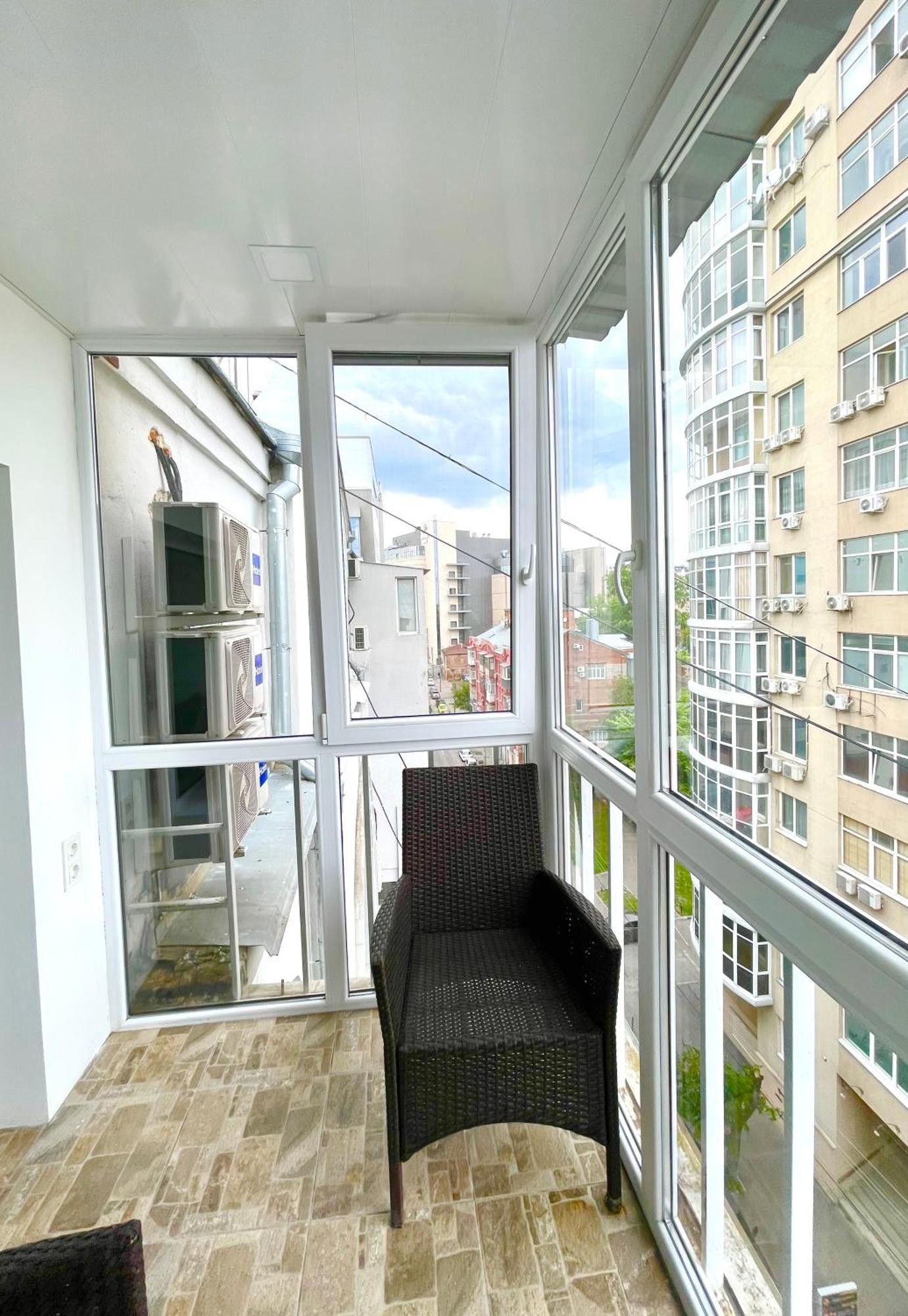 Apartment For Rent In The City Center Of Kharkiv K18 Elinaflats Exterior photo