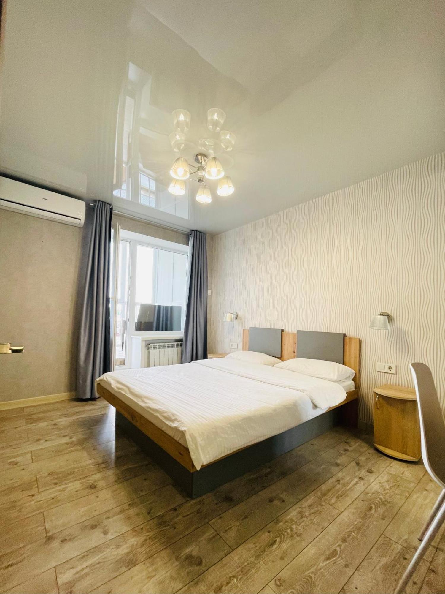Apartment For Rent In The City Center Of Kharkiv K18 Elinaflats Exterior photo
